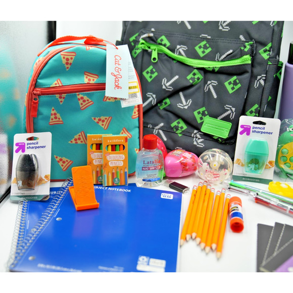 Minecraft Backpack & Pizza Lunch Bag Bundle w/ Supplies, USB, Pop Toy - Picture 13 of 15